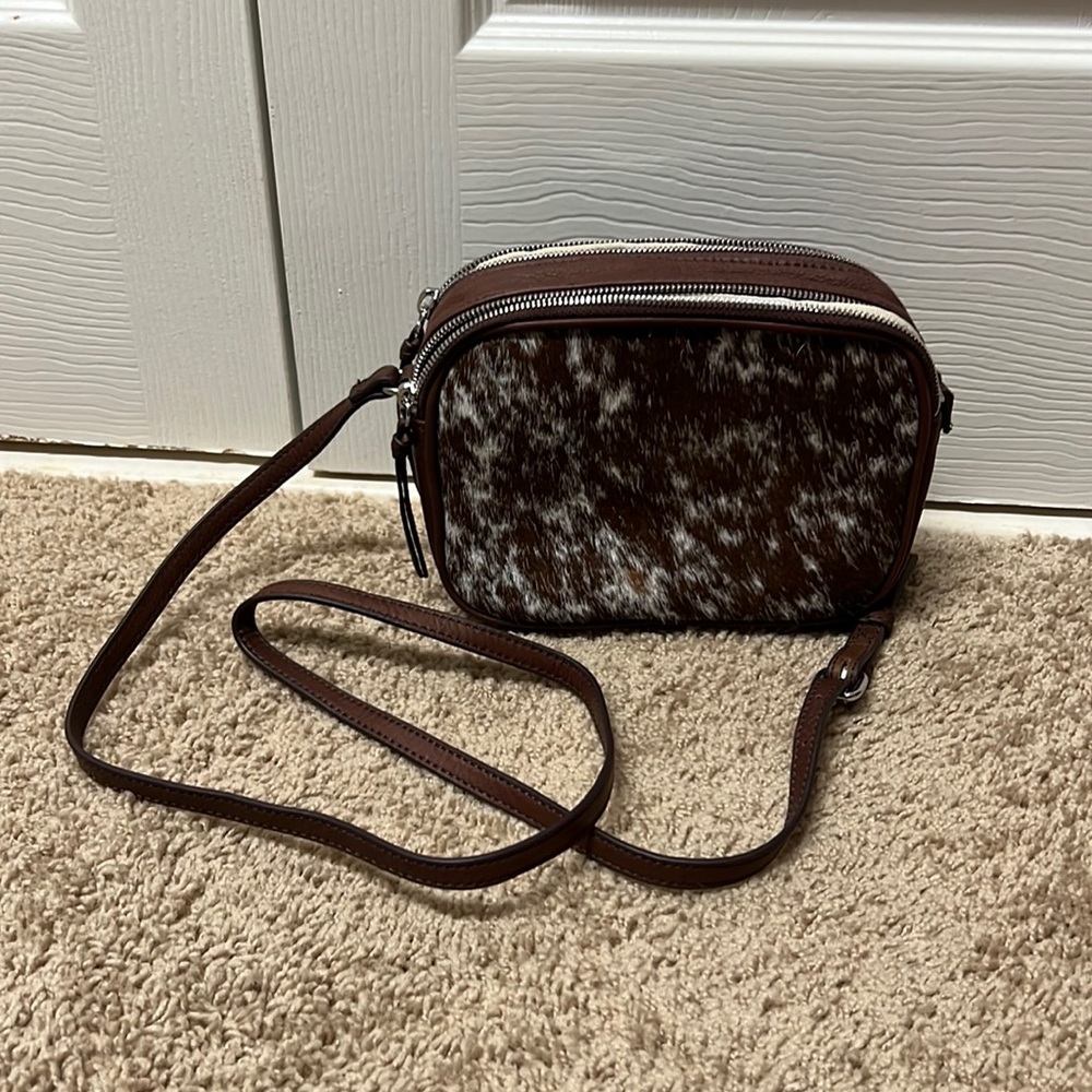 Mark & Graham essential cross body never used